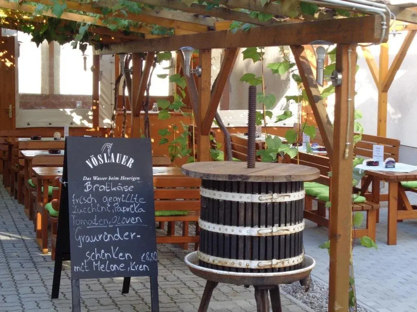 Apetloner - heurigerpensionboehm