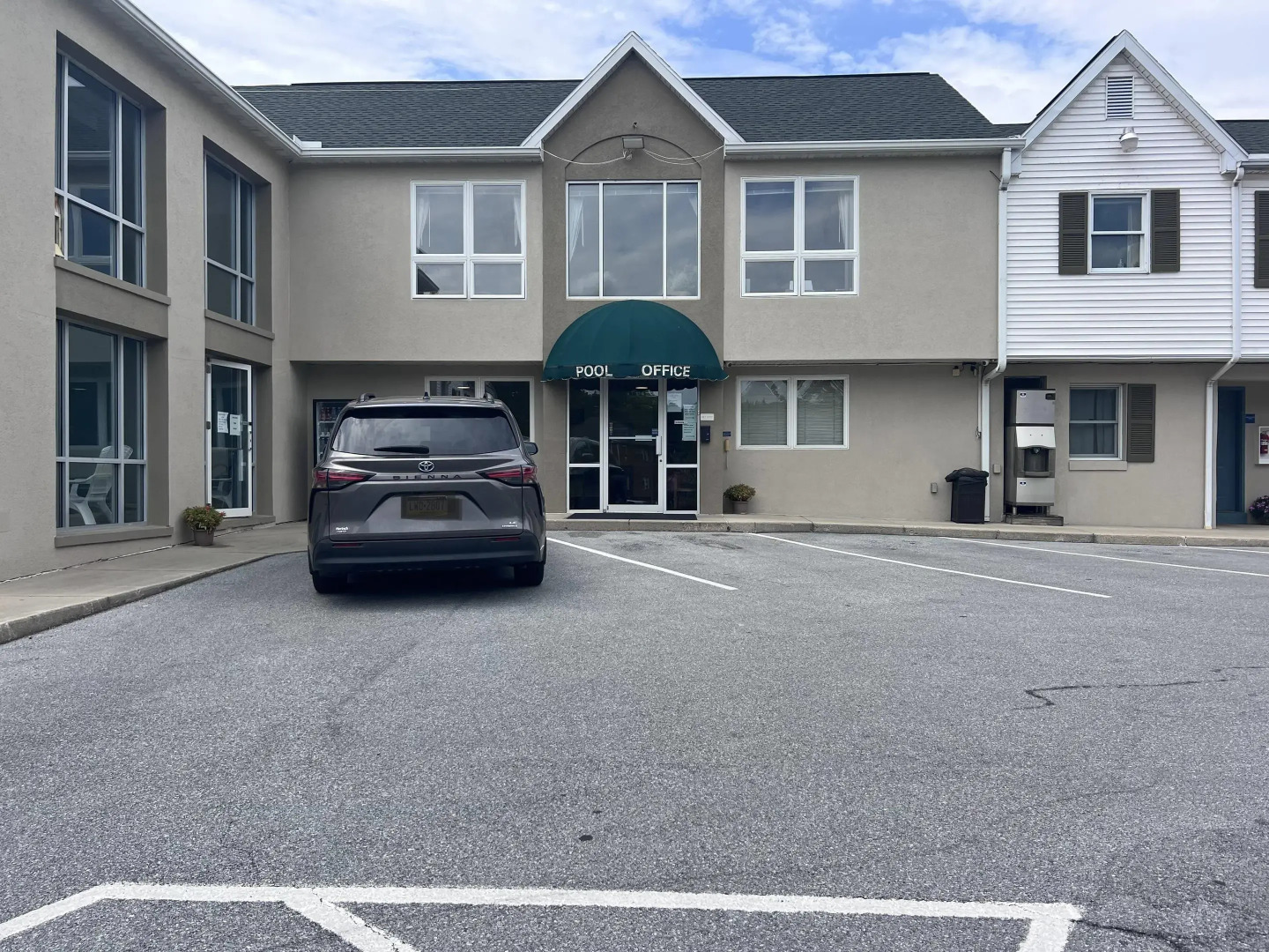 Rodeway Inn & Suites Hershey Chocolate Avenue