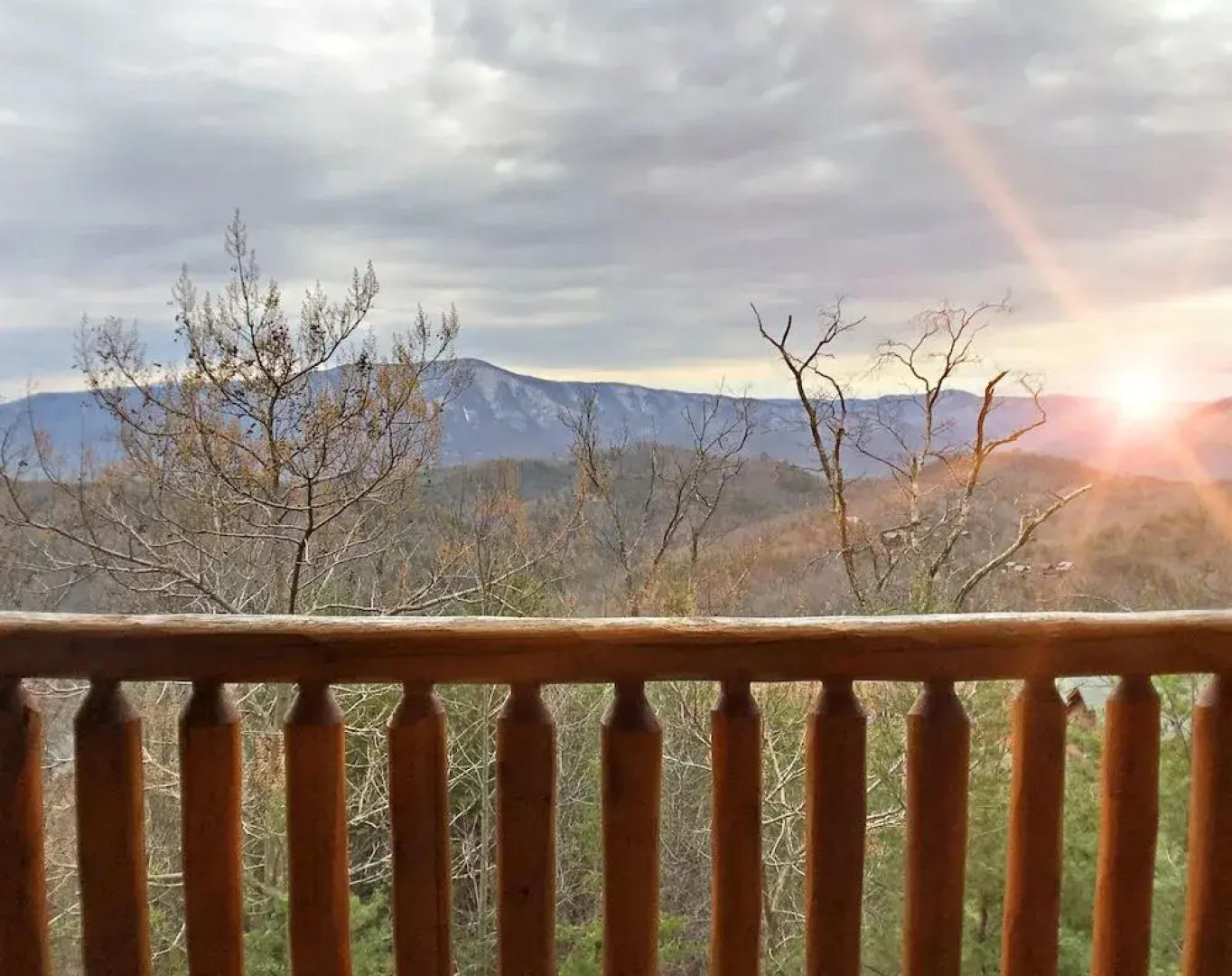 Extravagant View 3 Bedrooms 3 Bathrooms Cabin