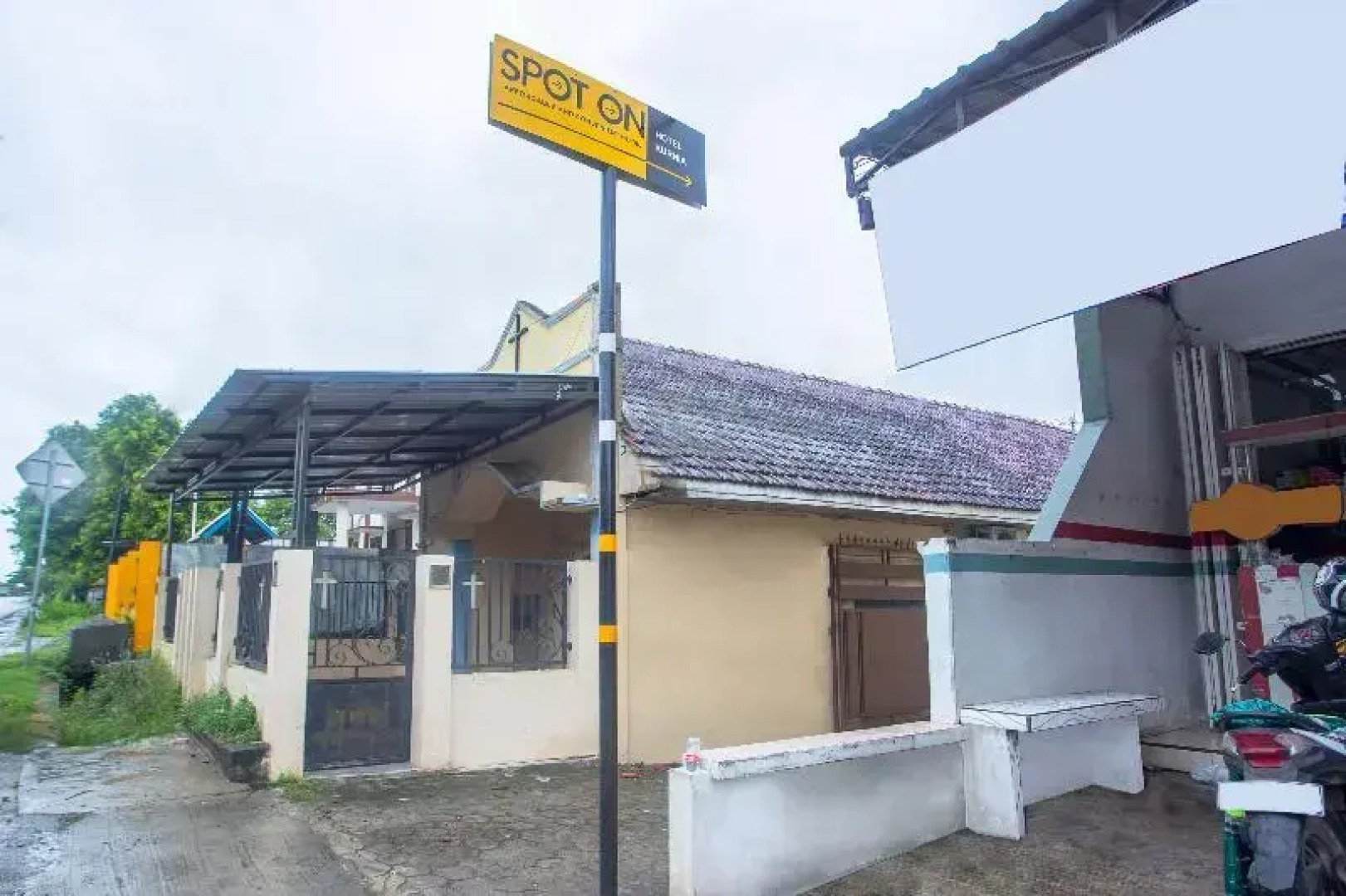 SPOT ON 3119 Hotel Kurnia