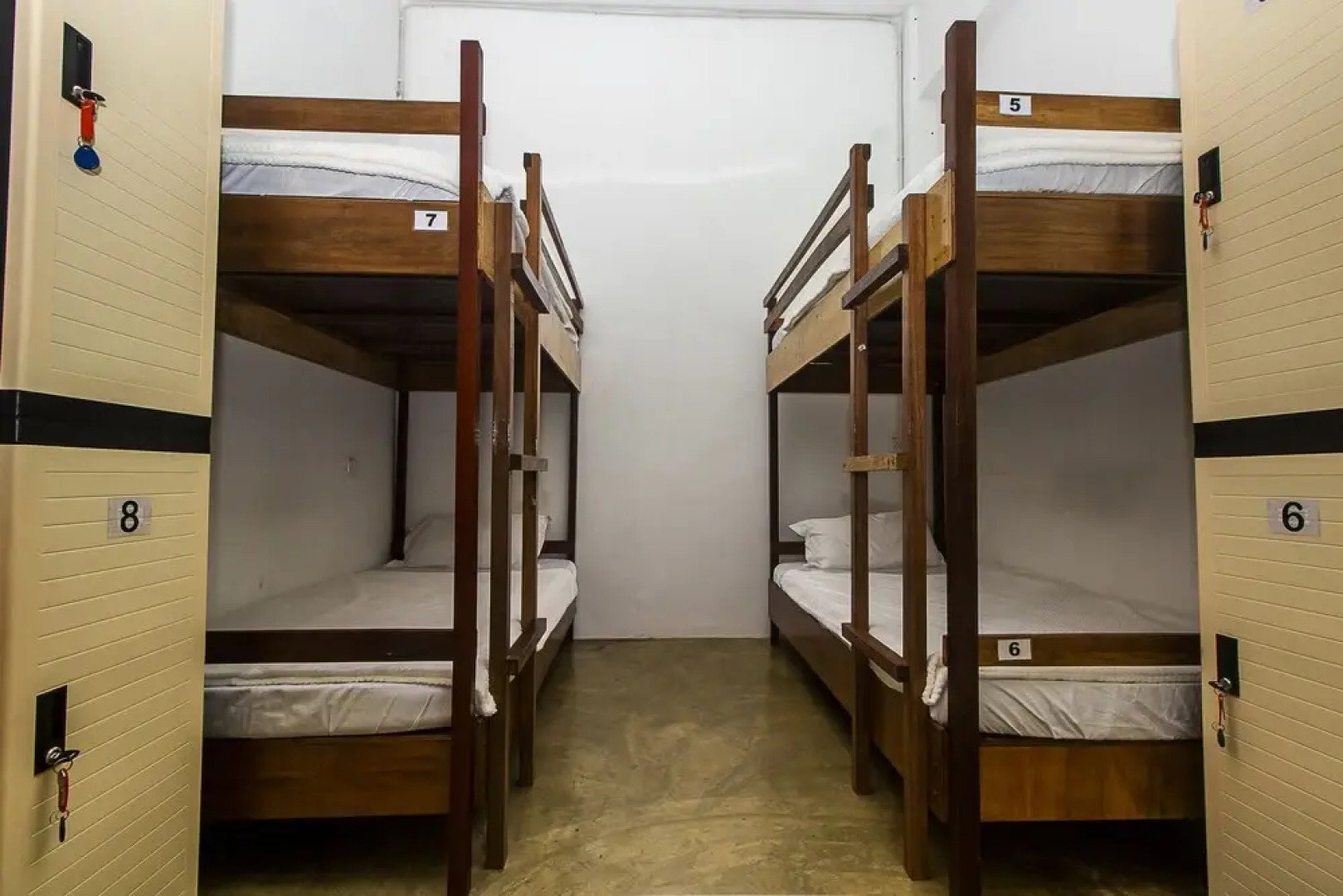 The Traveler Home by OYO Rooms