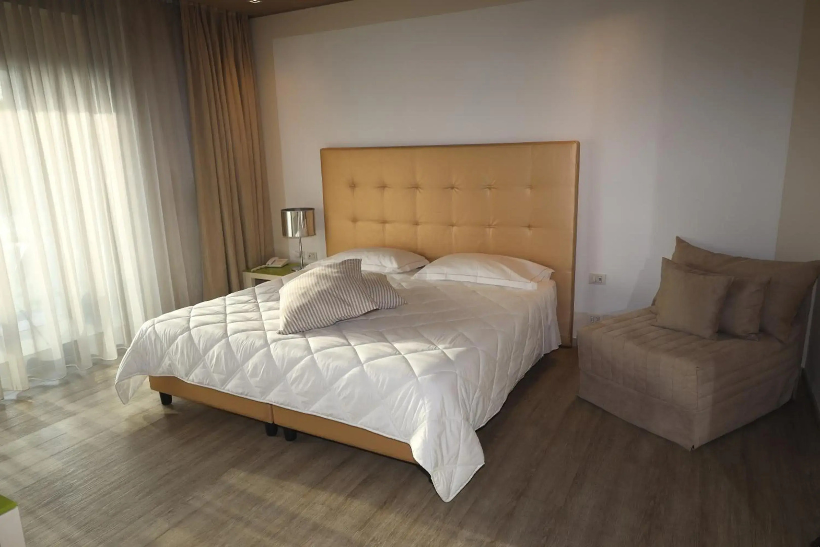 One Hotel & Restaurant