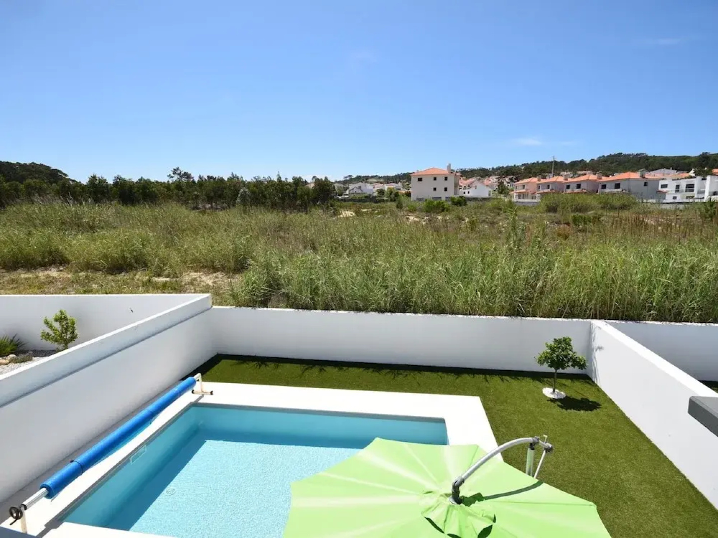 Gorgeous Villa in Salir do Porto With Private Swimming Pool