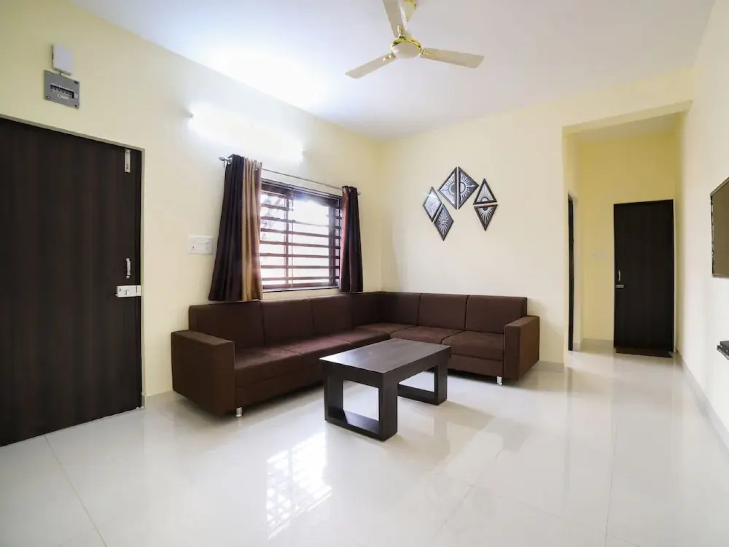 Daze Off Studio House