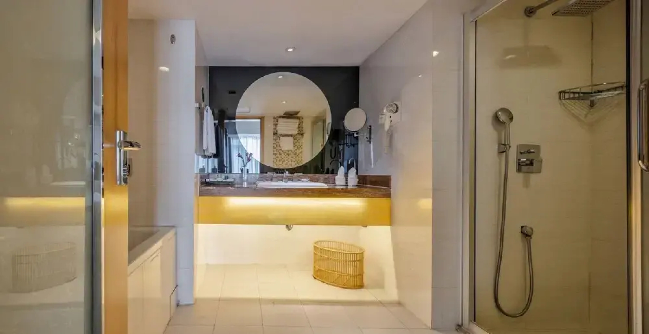 Yungang Jianguo Hotel