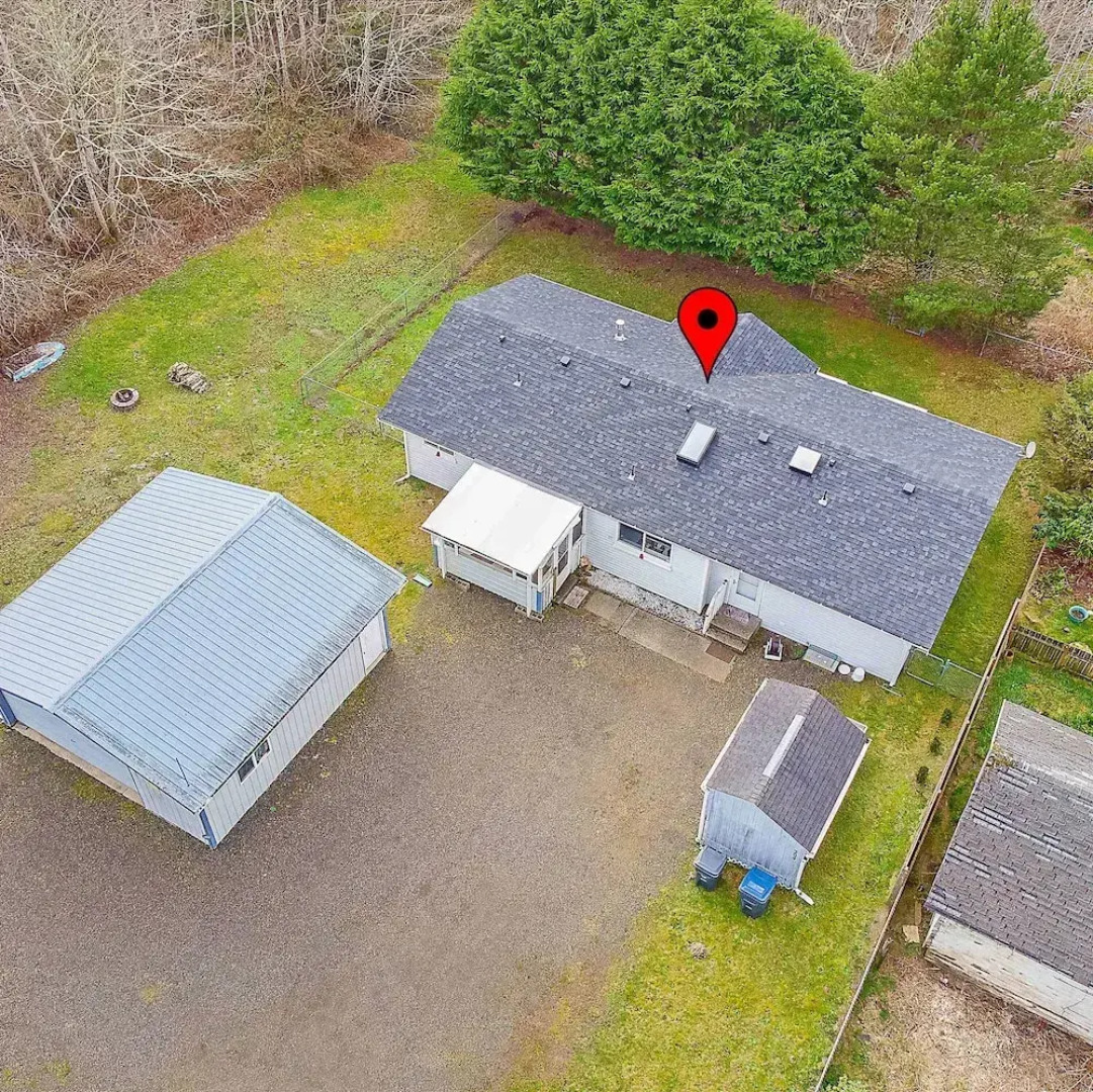 Crabbin Cabin Westport