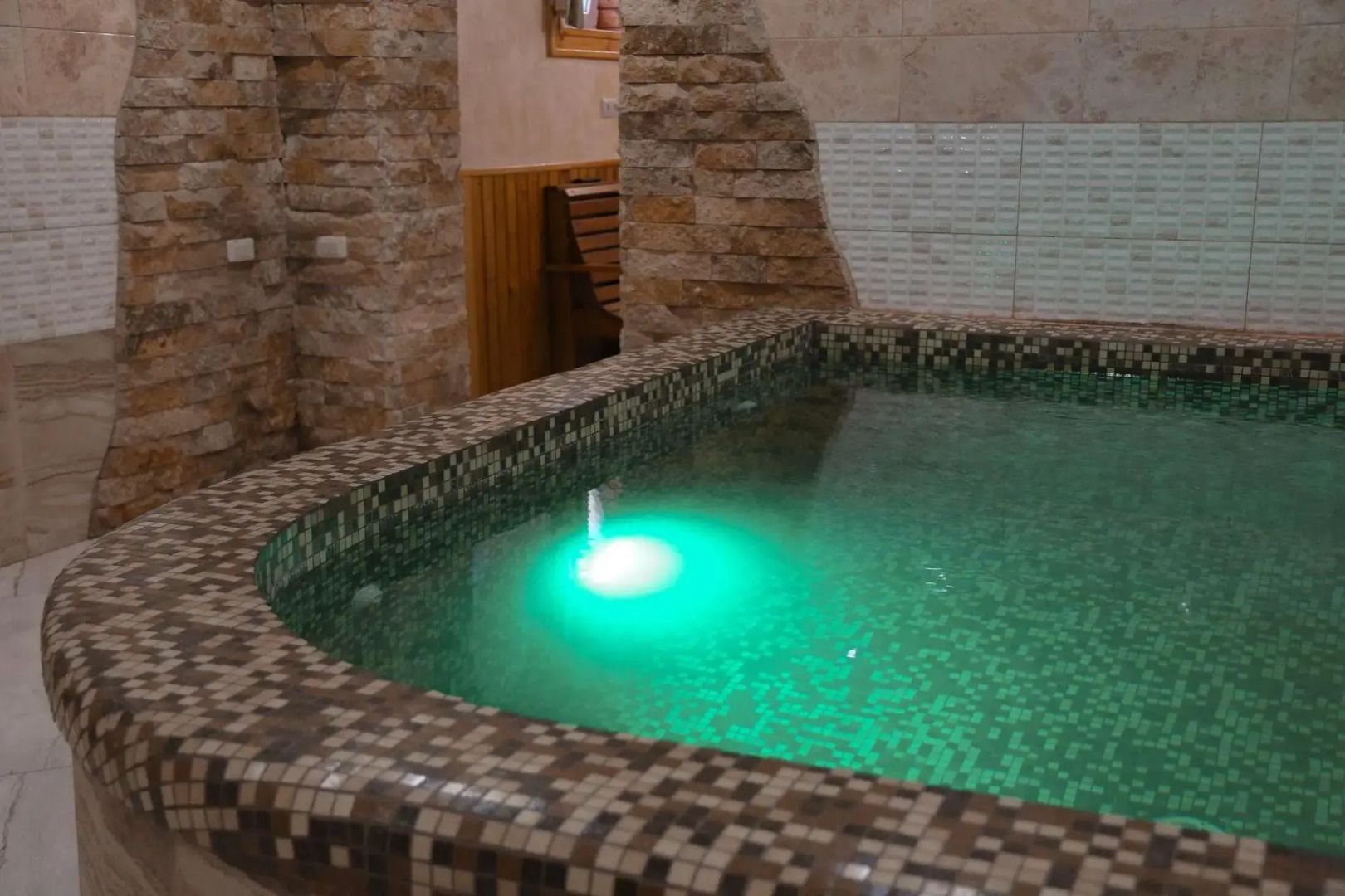 Отель Городок