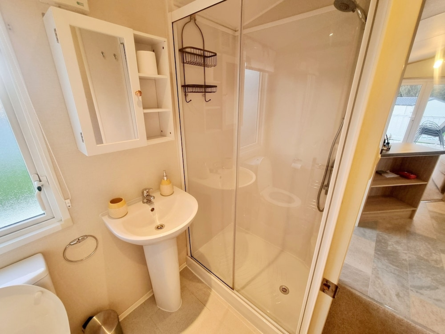 Impeccable 2-bed Caravan in Morpeth - Willow Burn