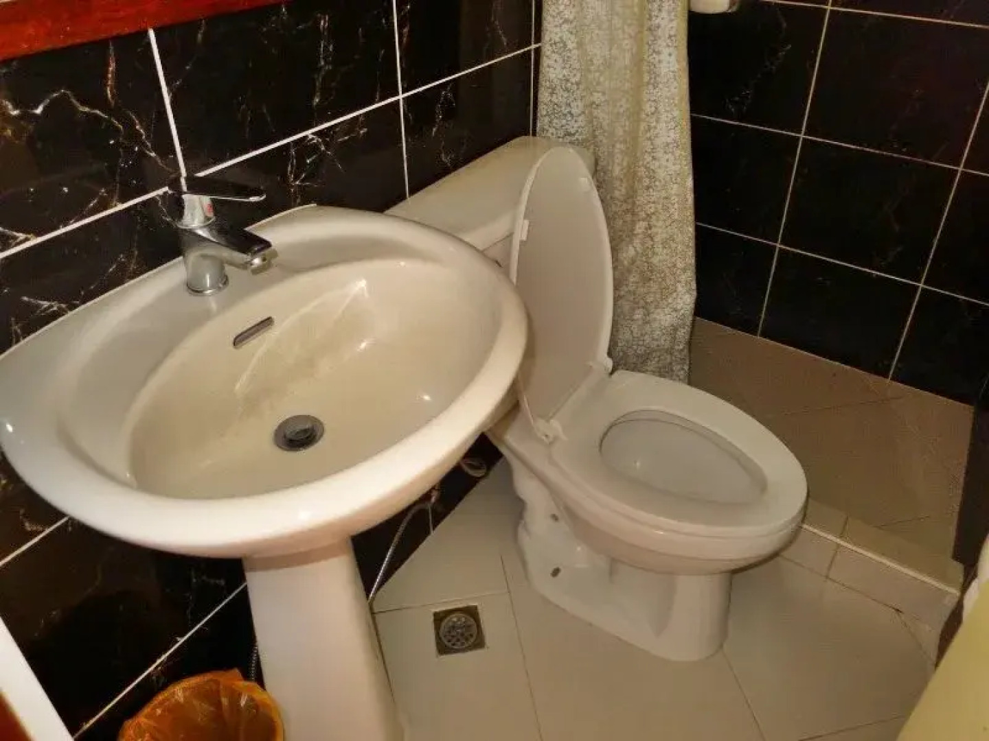 Dayunan Puerto Princesa Tourist Inn