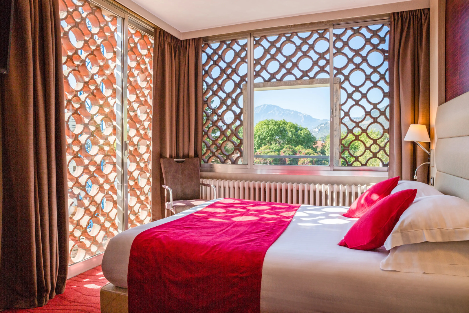 Hôtel Les Trois Roses, Grenoble Meylan