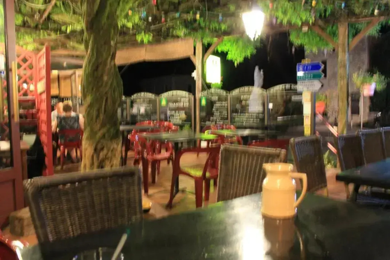 Logis Hotels  Auberge De La Tour   Hôtel Et Restaurant