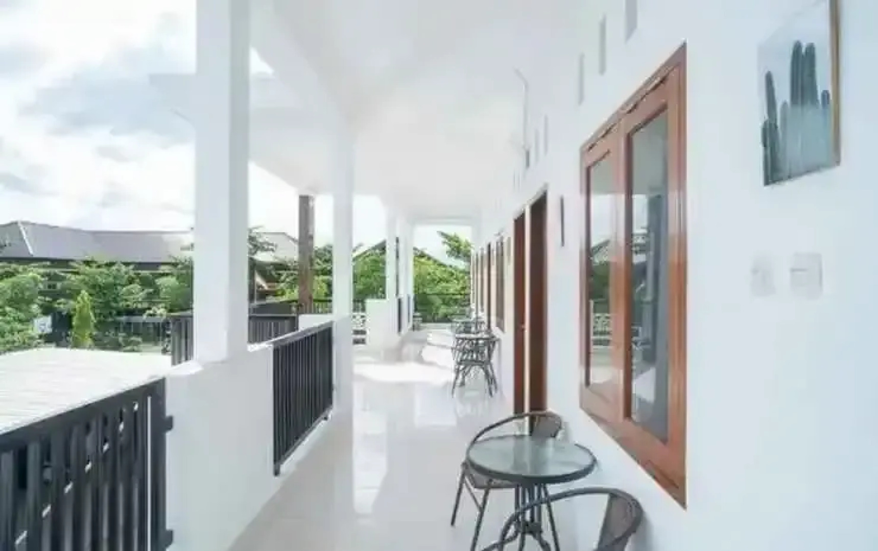 RedDoorz Syariah near Ciledug Station