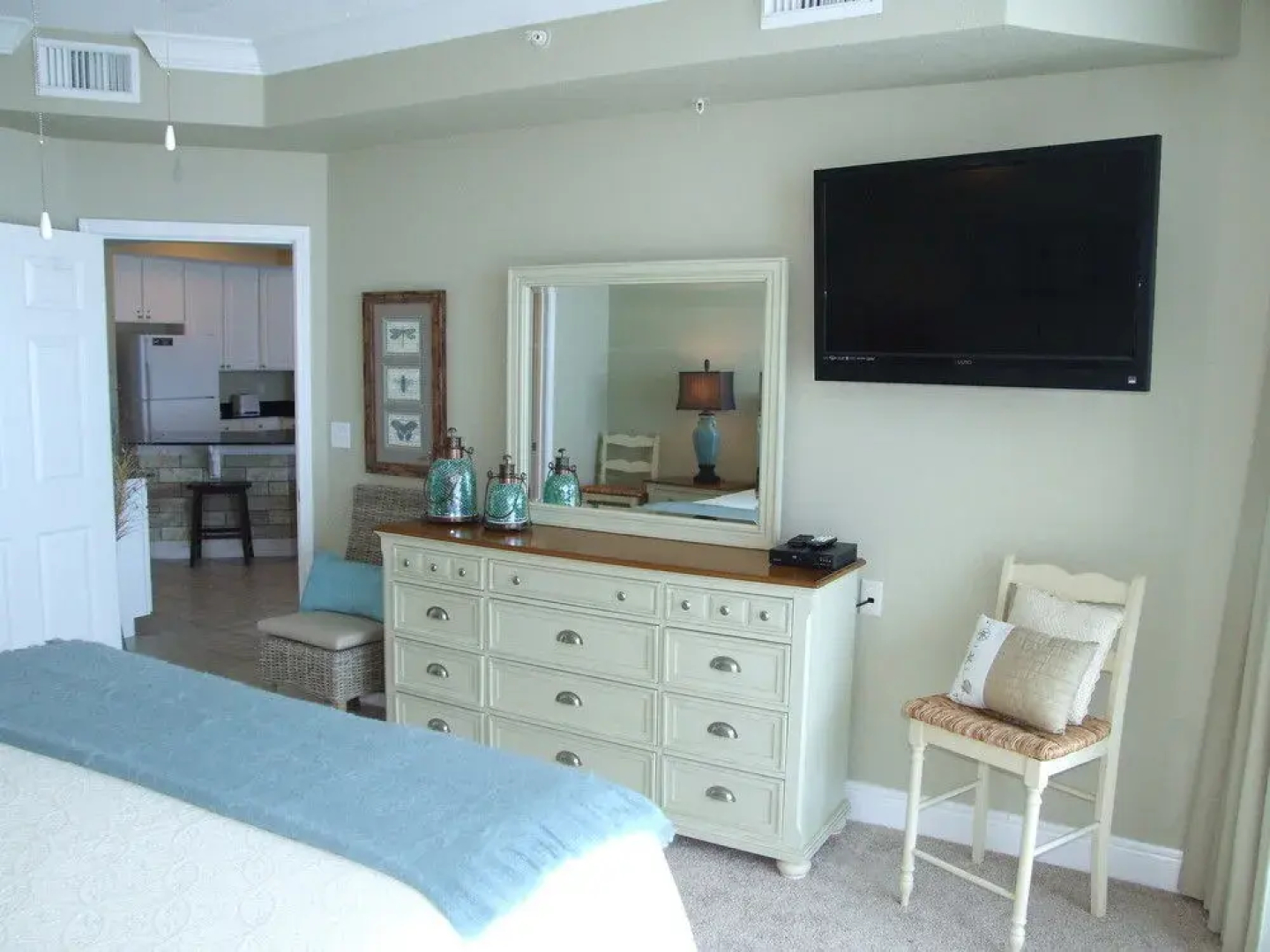 San Carlos Condominiums by Youngs Sun Coast