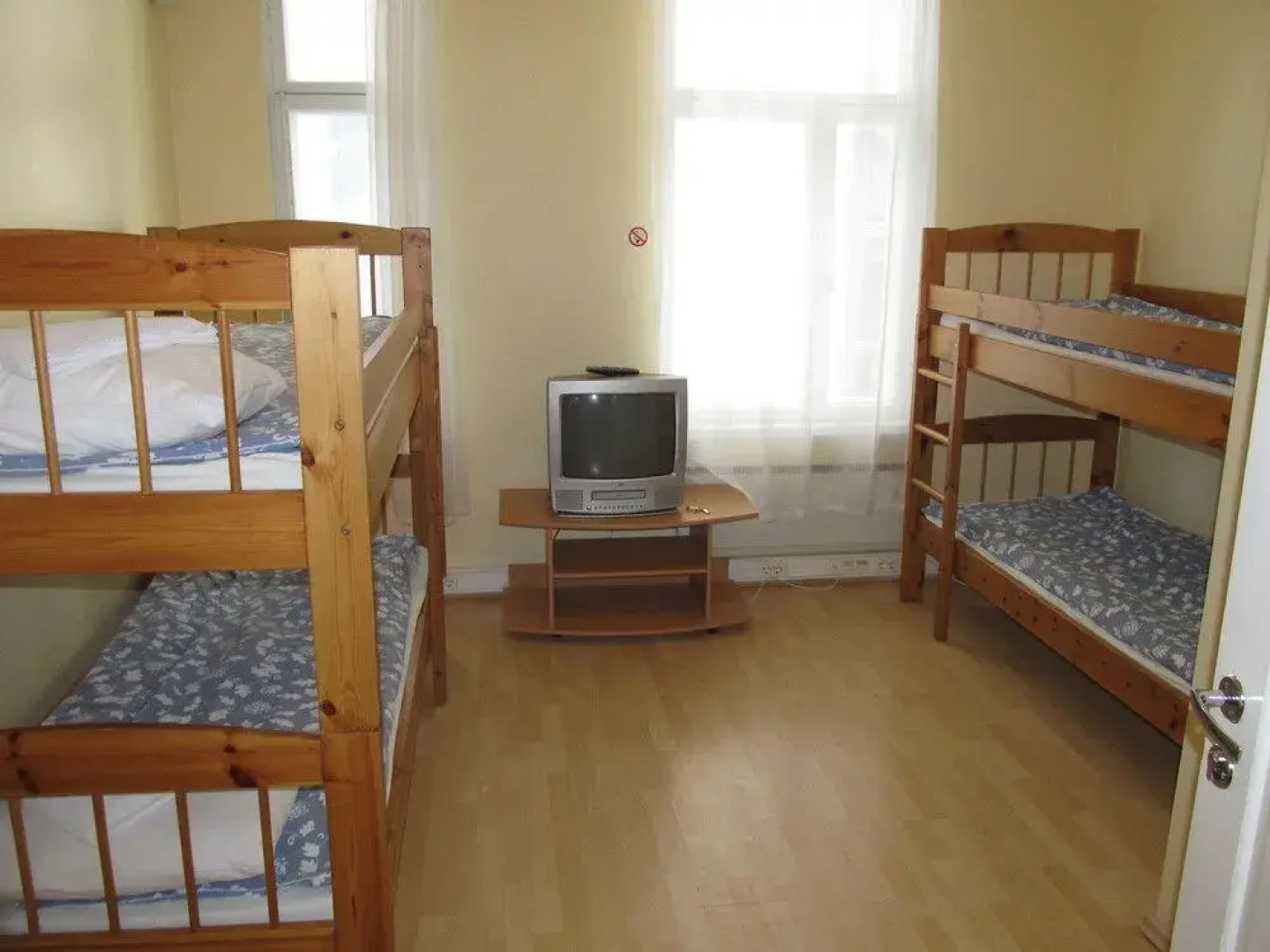 Kaupmehe Guest House