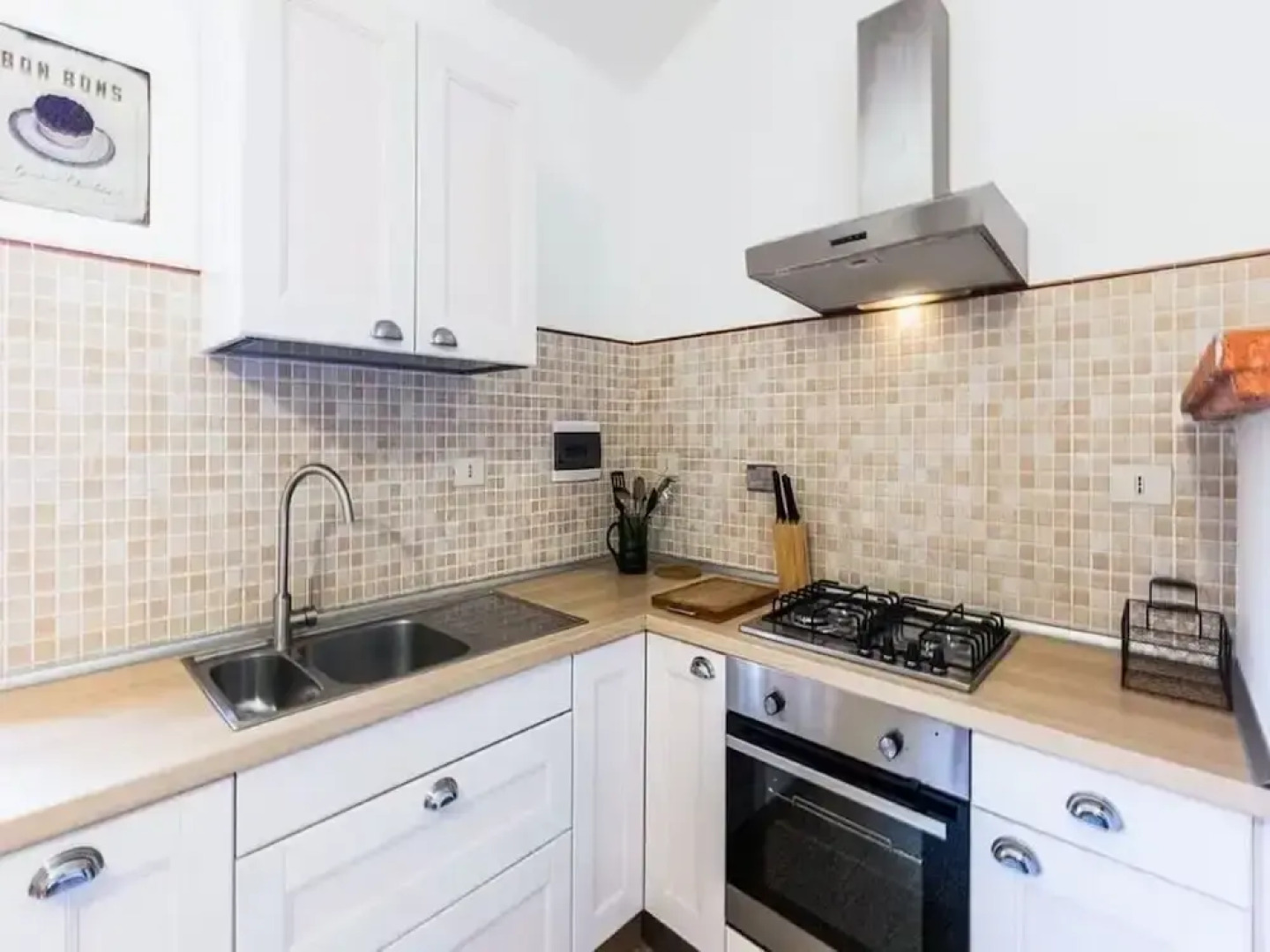 Agriturismo Poggio di Montepescoli - L'aia