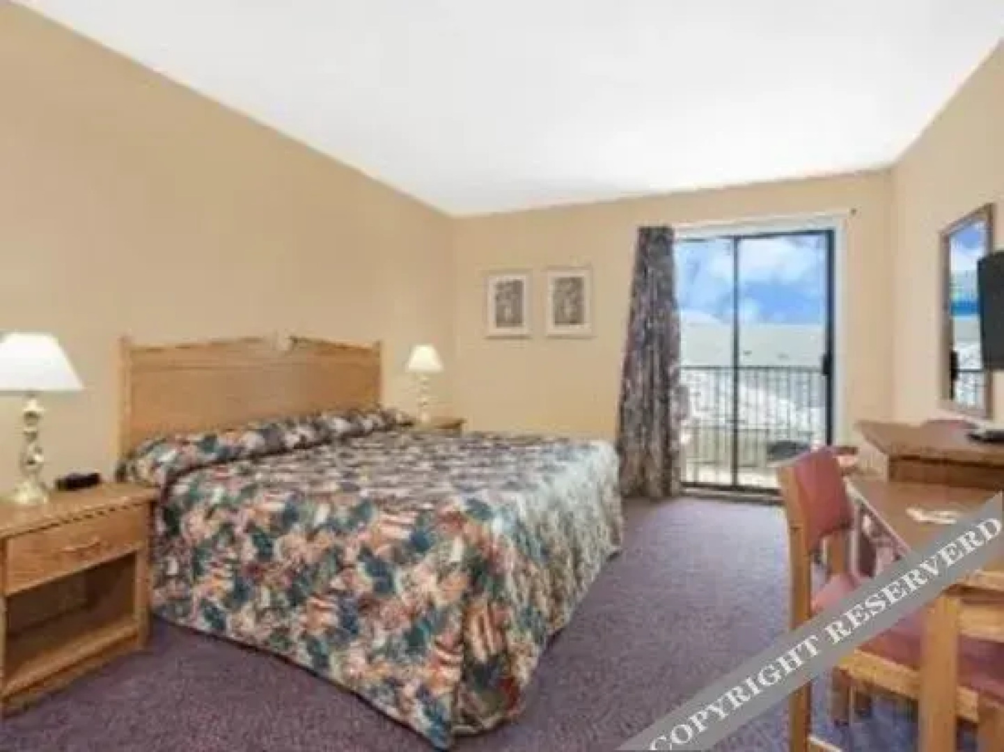 Super 8 Motel - Penticton