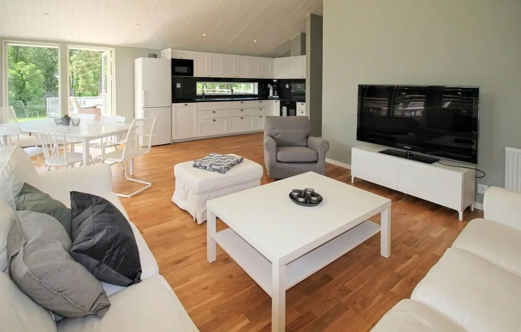 Stunning Home in Munka Ljungby With 4 Bedrooms and Wifi