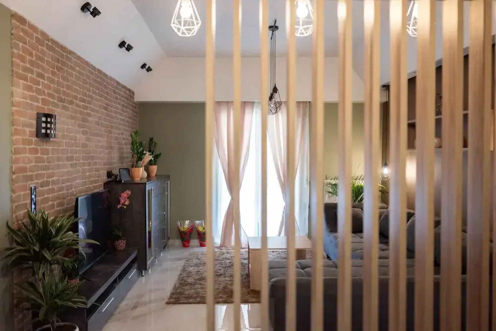 Aurora Breeze Trikala Town