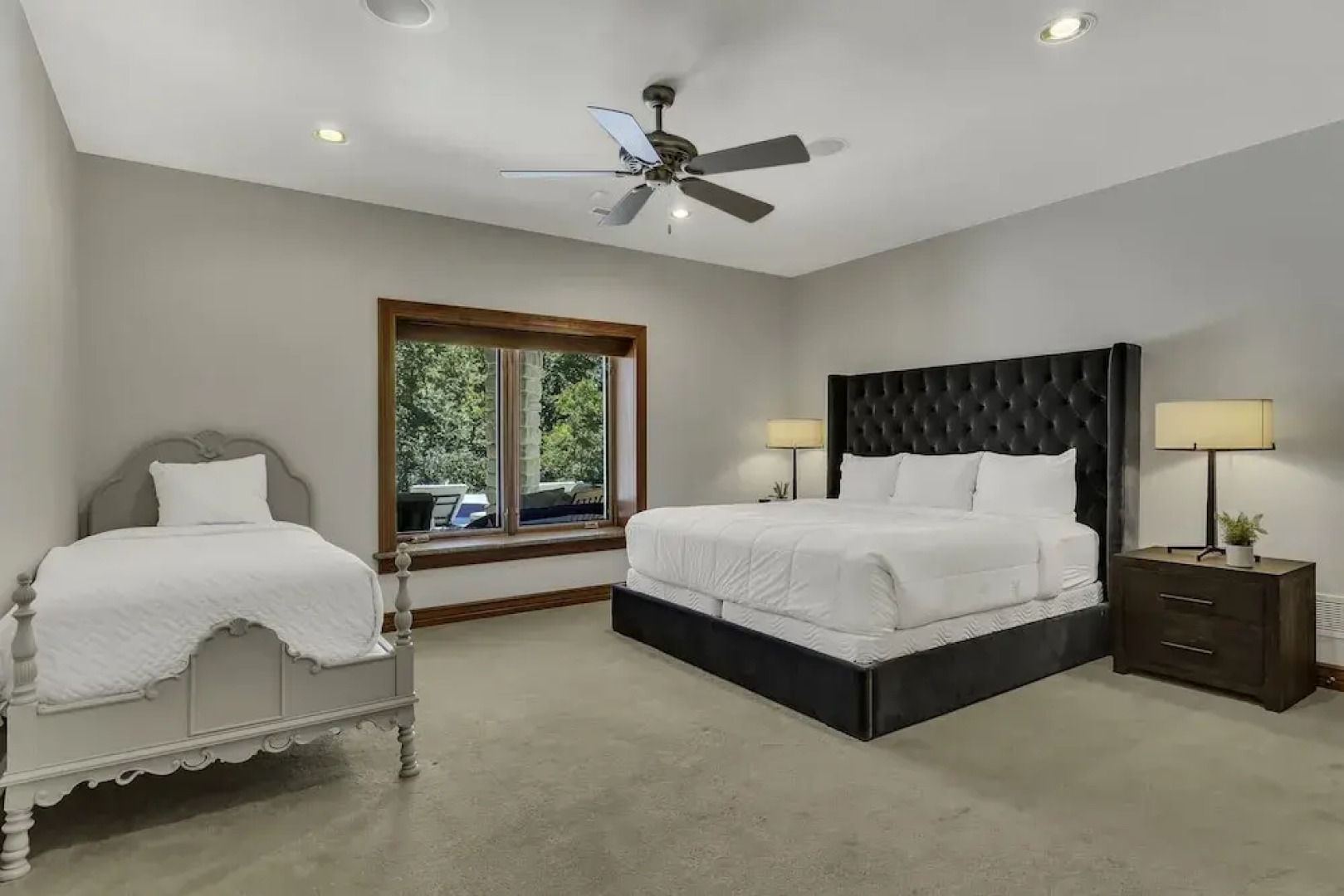 Tuckers Cove 7 Bedroom Home by RedAwning