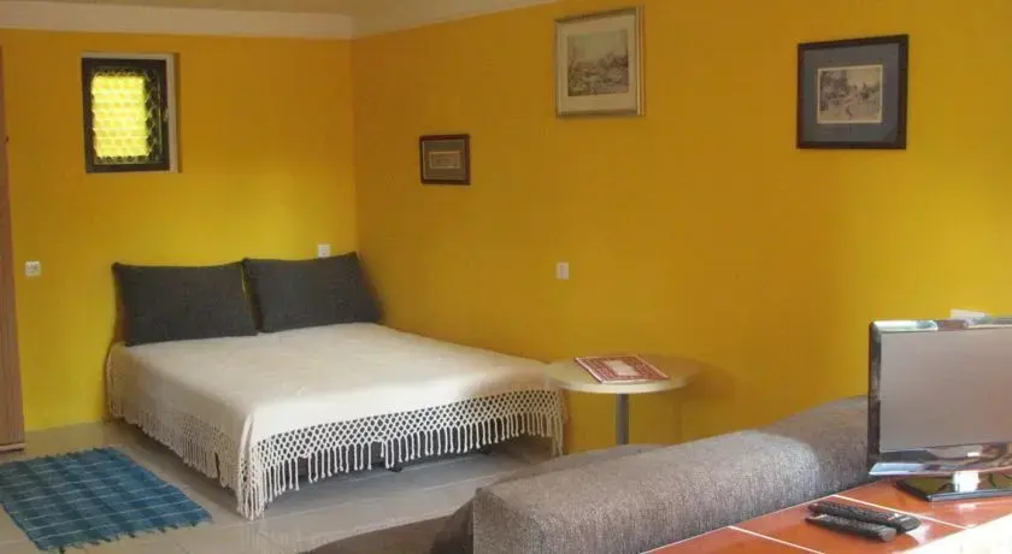 Szajkitavak Apartmanház és Kemping