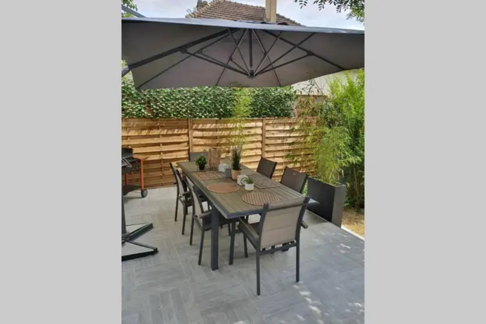 Villa Auxerre luxe Piscine Intérieure proche Paris sans Vis-à-vis