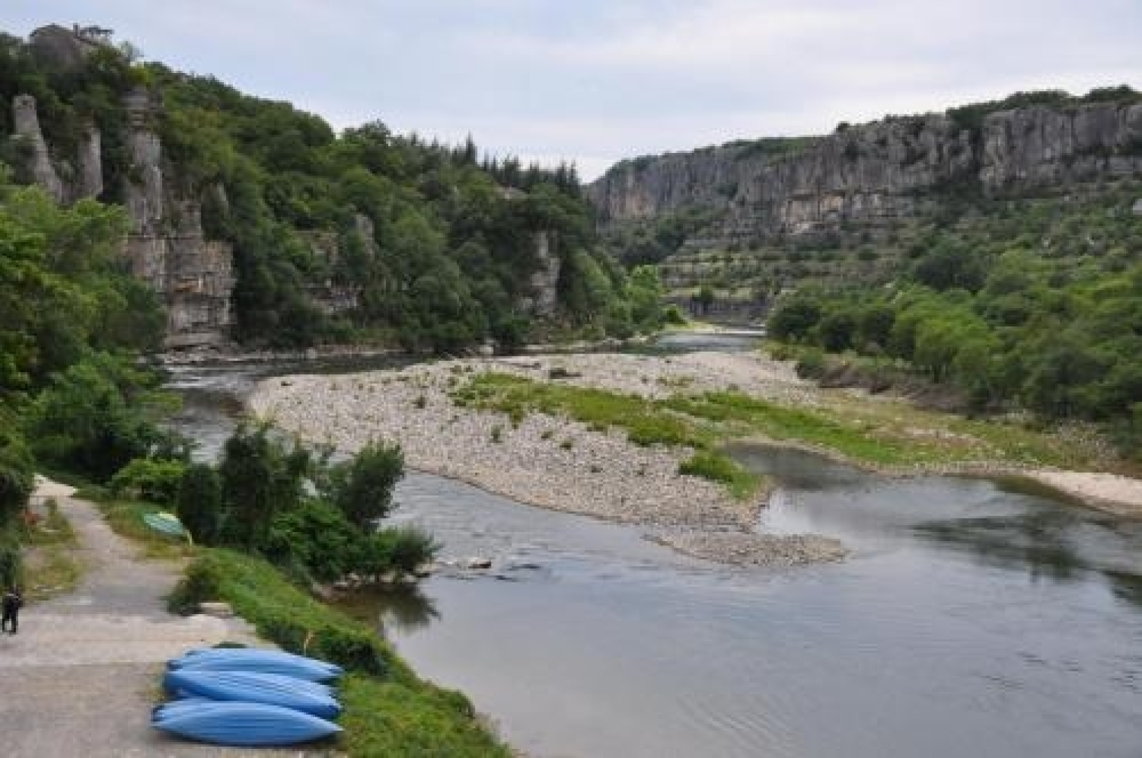 Camping Les Rives d'Auzon