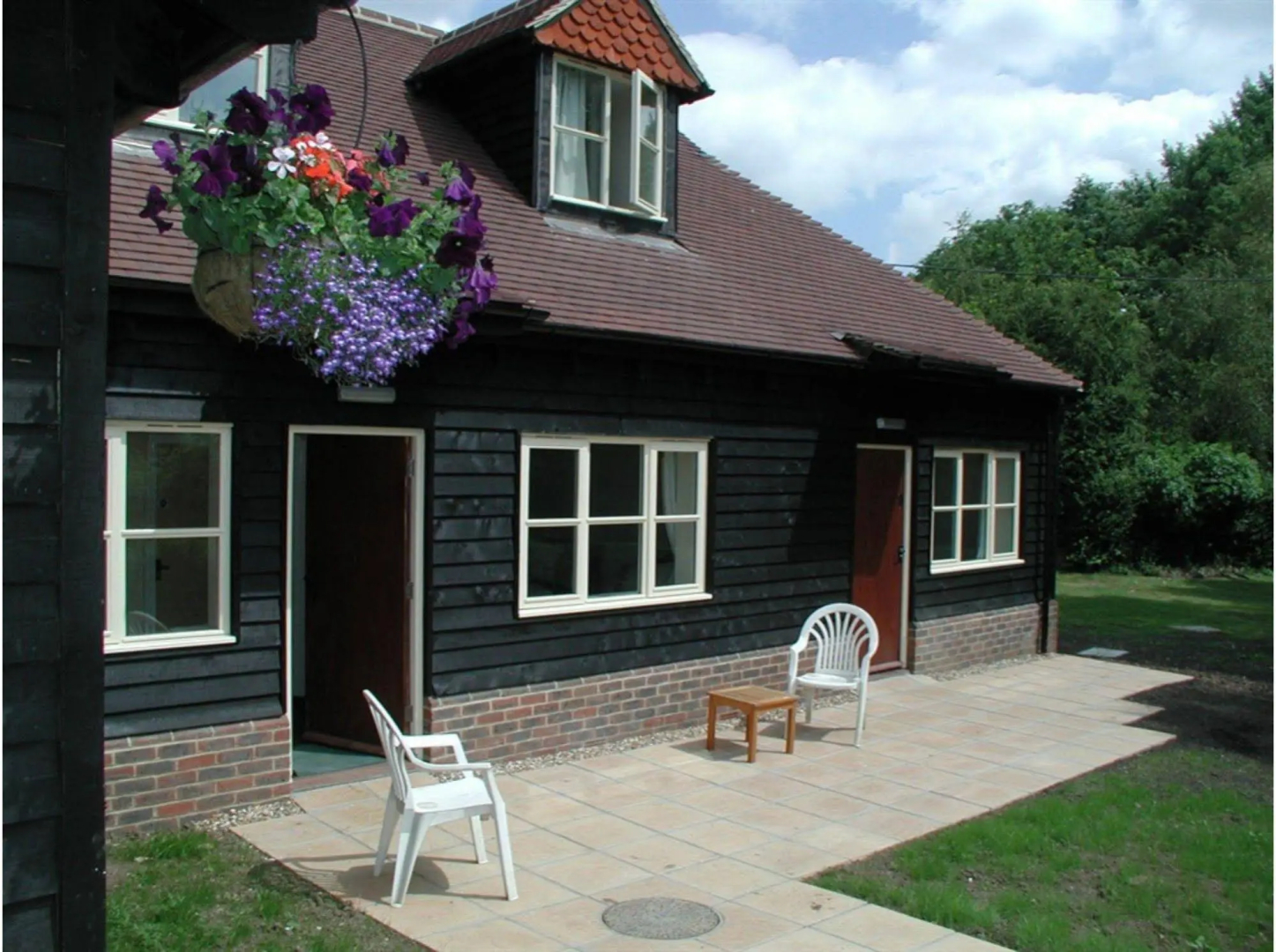 The Mucky Duck Inn