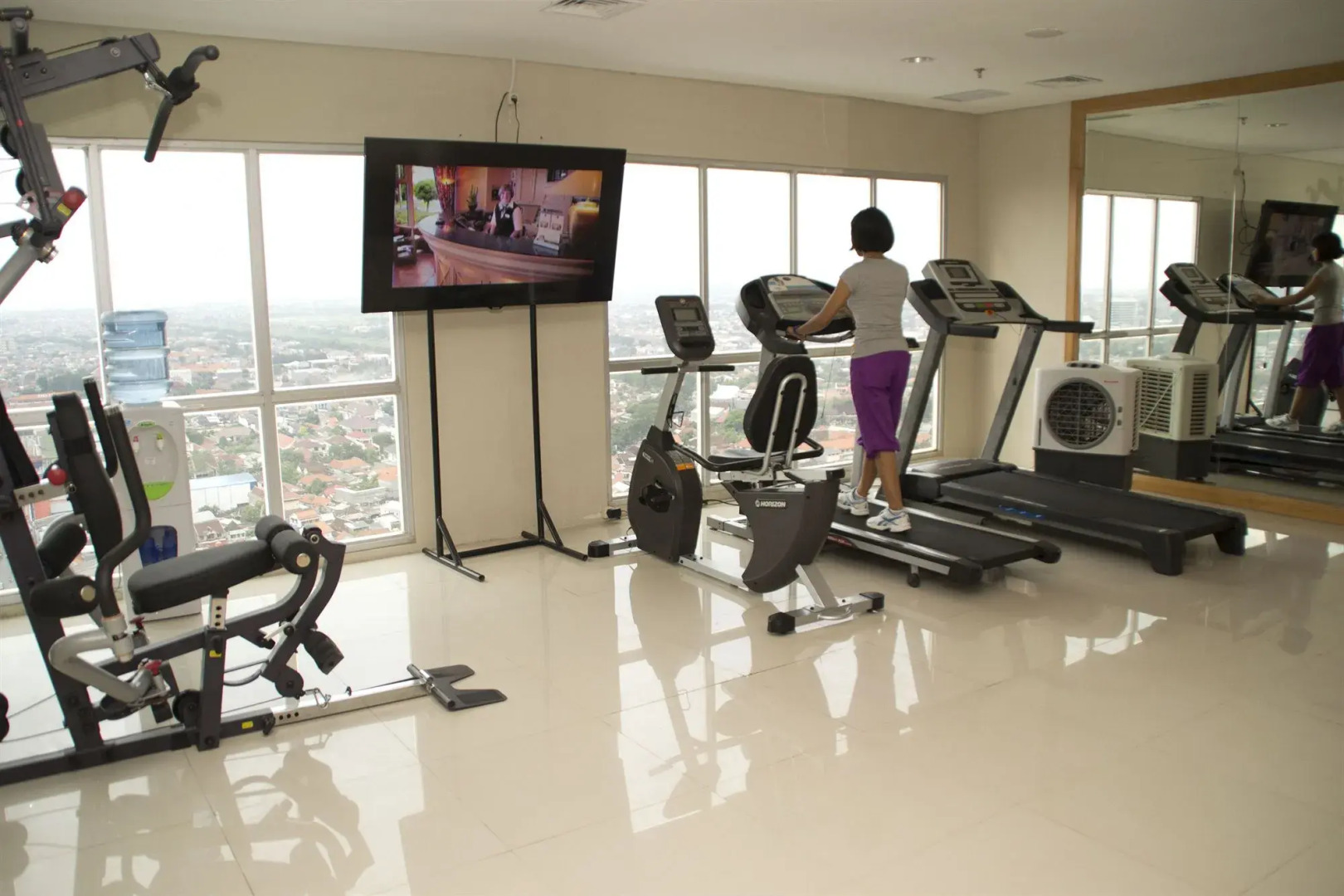 Horison Ultima Semarang