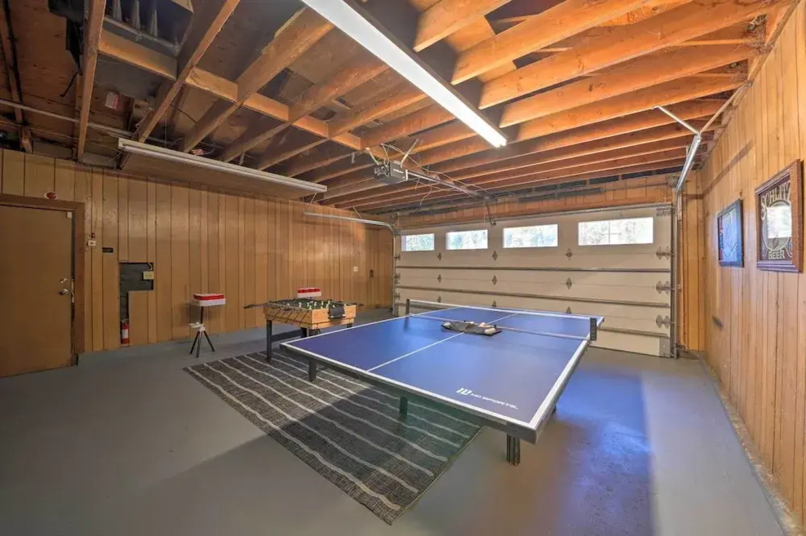 Chic Alpine Hideaway: Hiking, Skiing + Exploring!