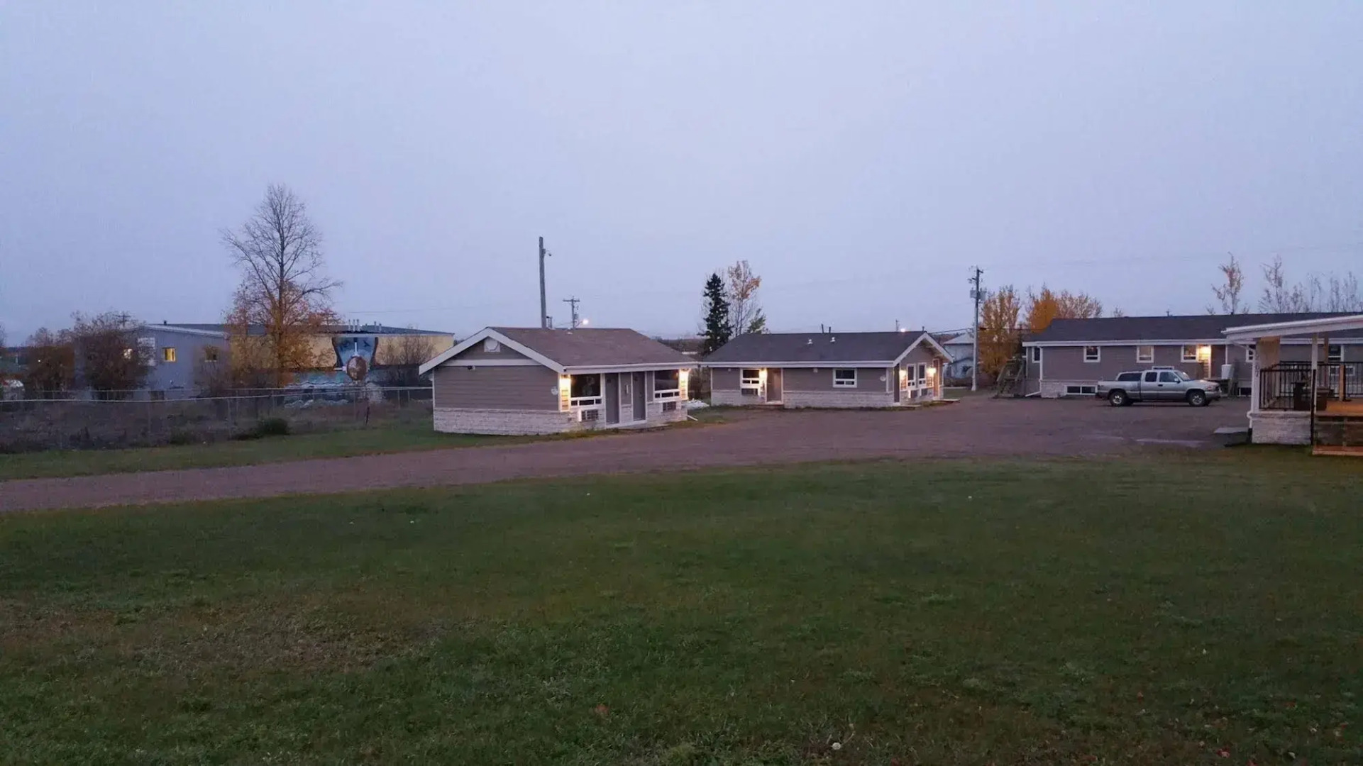 Sunrise Inn and Suites