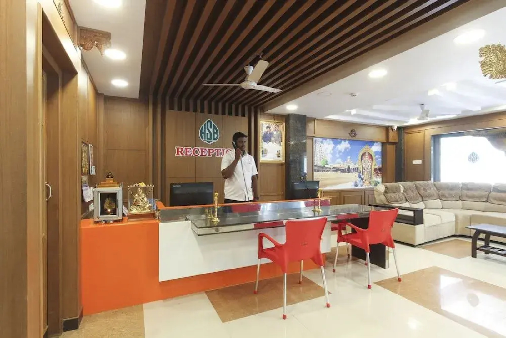 Capital O 47729 Hotel Saravana Bhavan