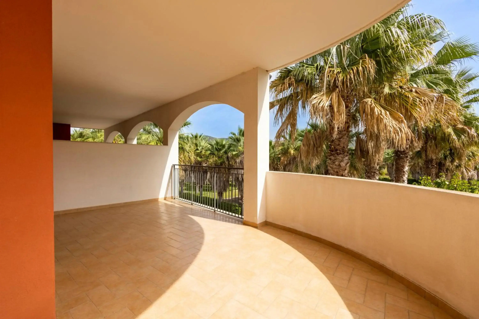 Prince Franklyn Hotel