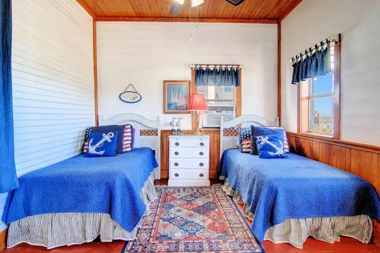 Joys Beach 1 Bedroom Cottage by RedAwning