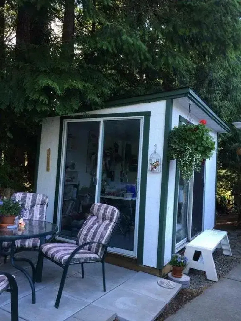 Serenity lodge bed and breakfast