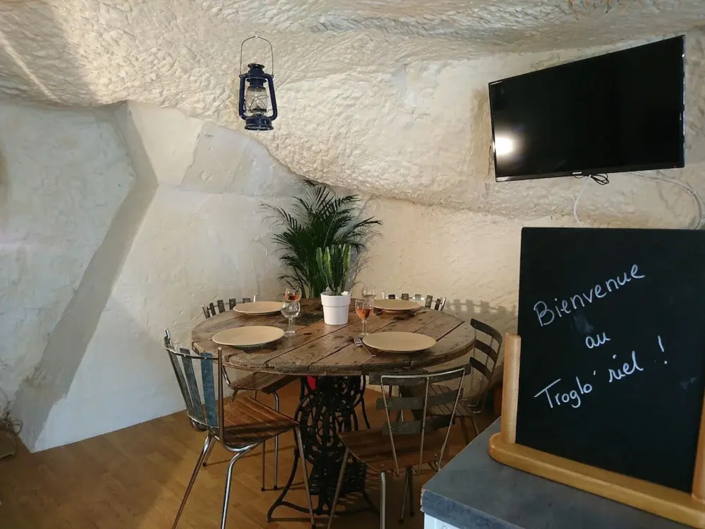 Gite Troglodytique Le Troglo'riel