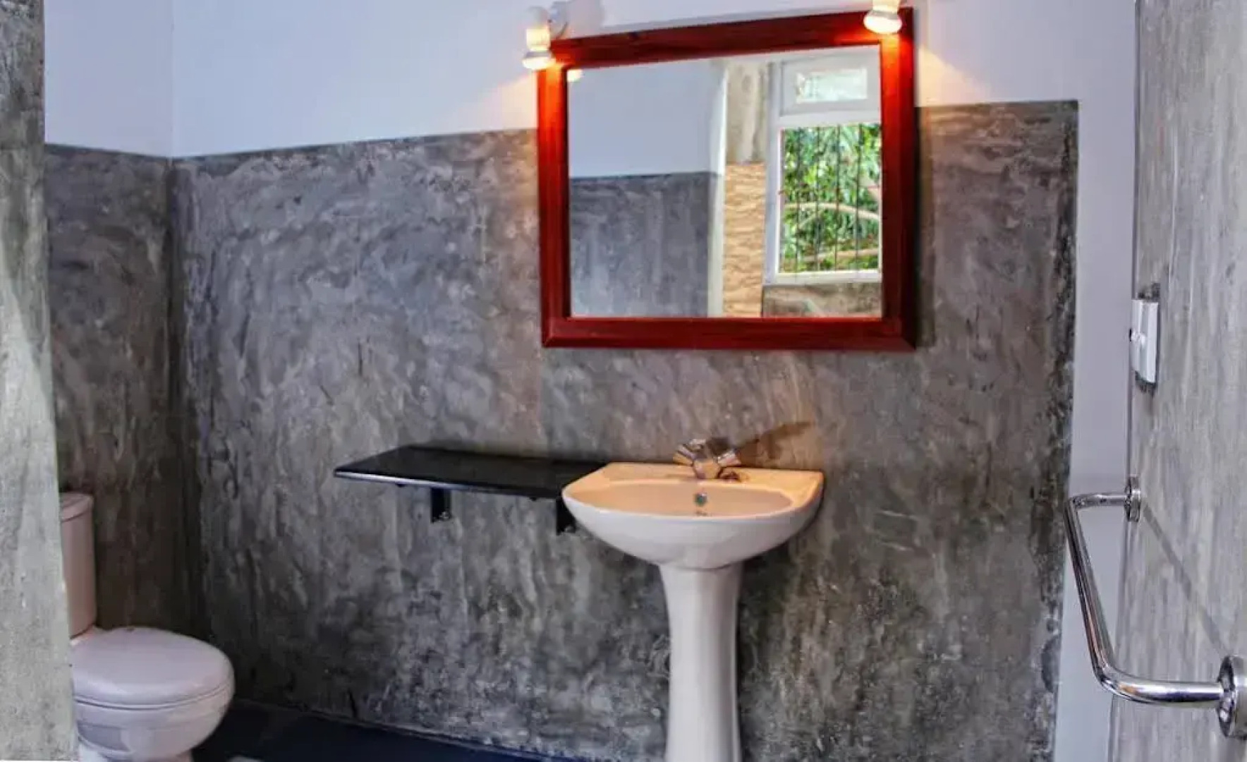 Forest Glen Bungalow