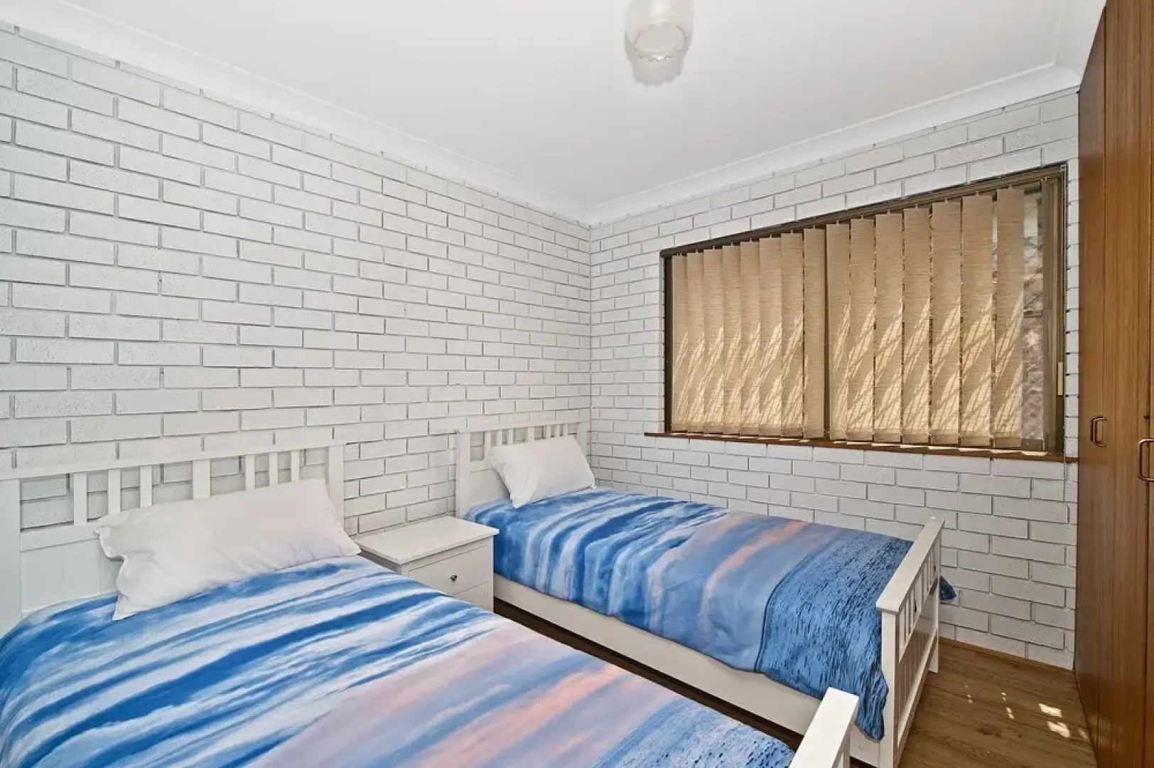 Pacifica - All About The View