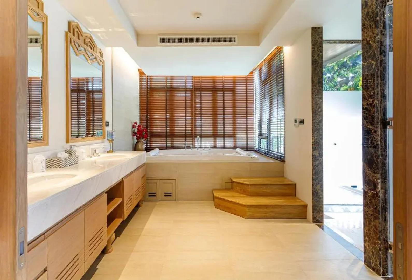 W-One At Bangkoknoi Hotel