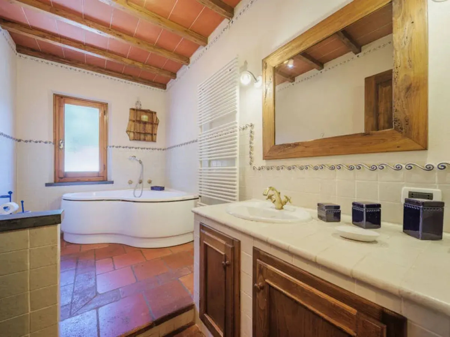 House LAia Seravezza