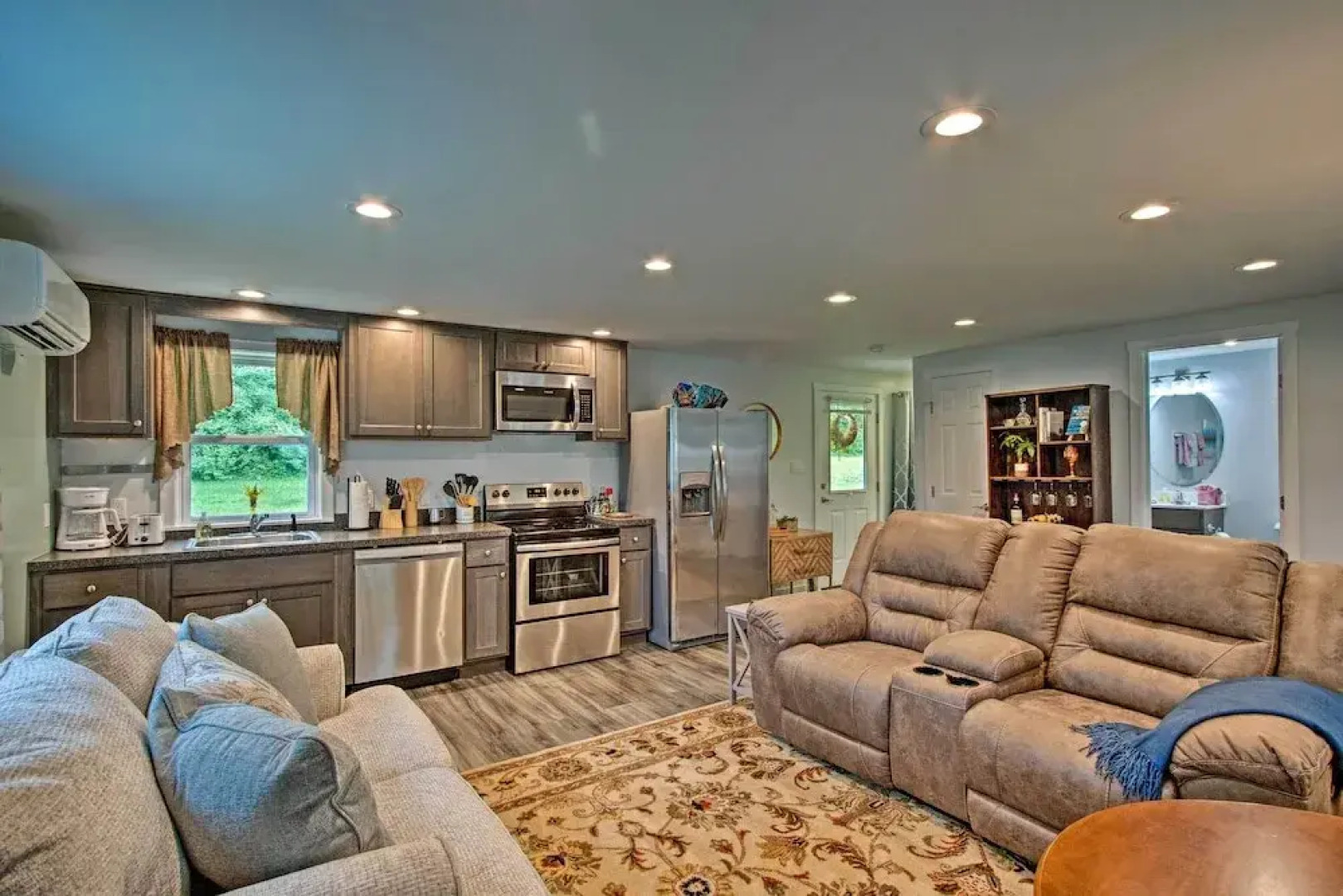 15 Mi to Camelback Resort! 'the Overlook Home'