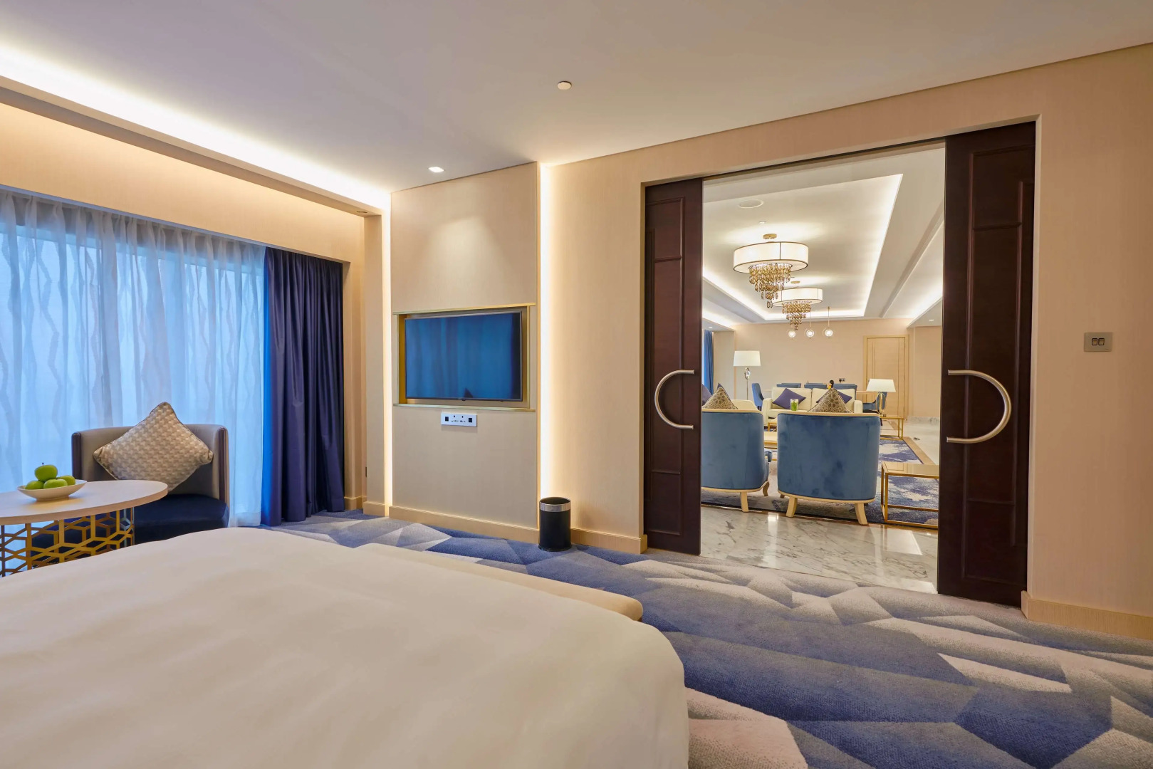 The Diplomat Radisson BLU Hotel, Residence & Spa