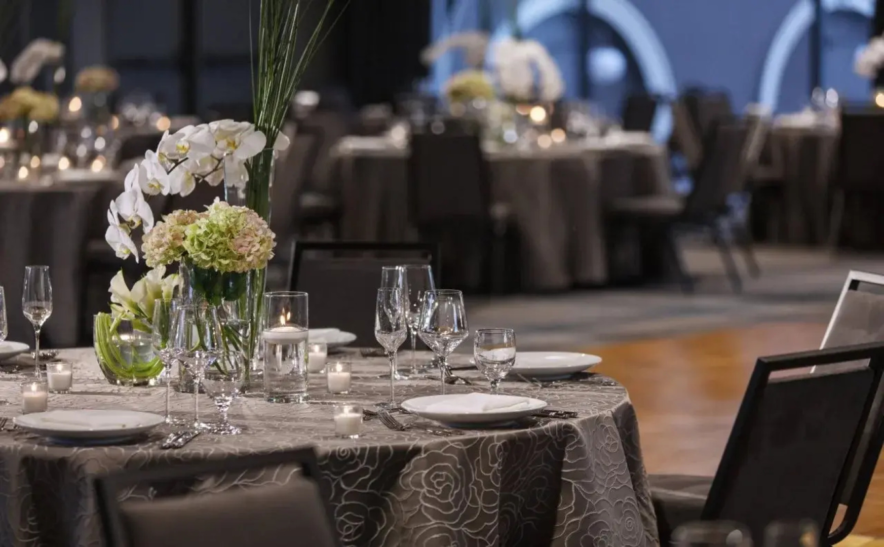 Renaissance Reno Downtown Hotel & Spa