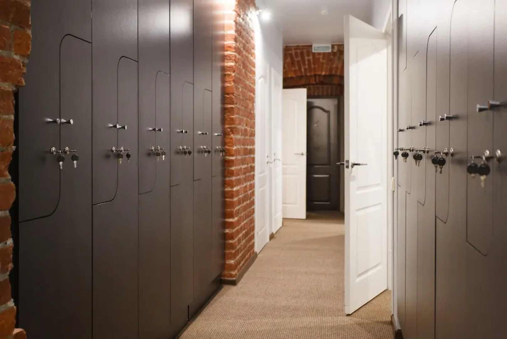 Capsule Hotel InterQUBE Chistye Prudy