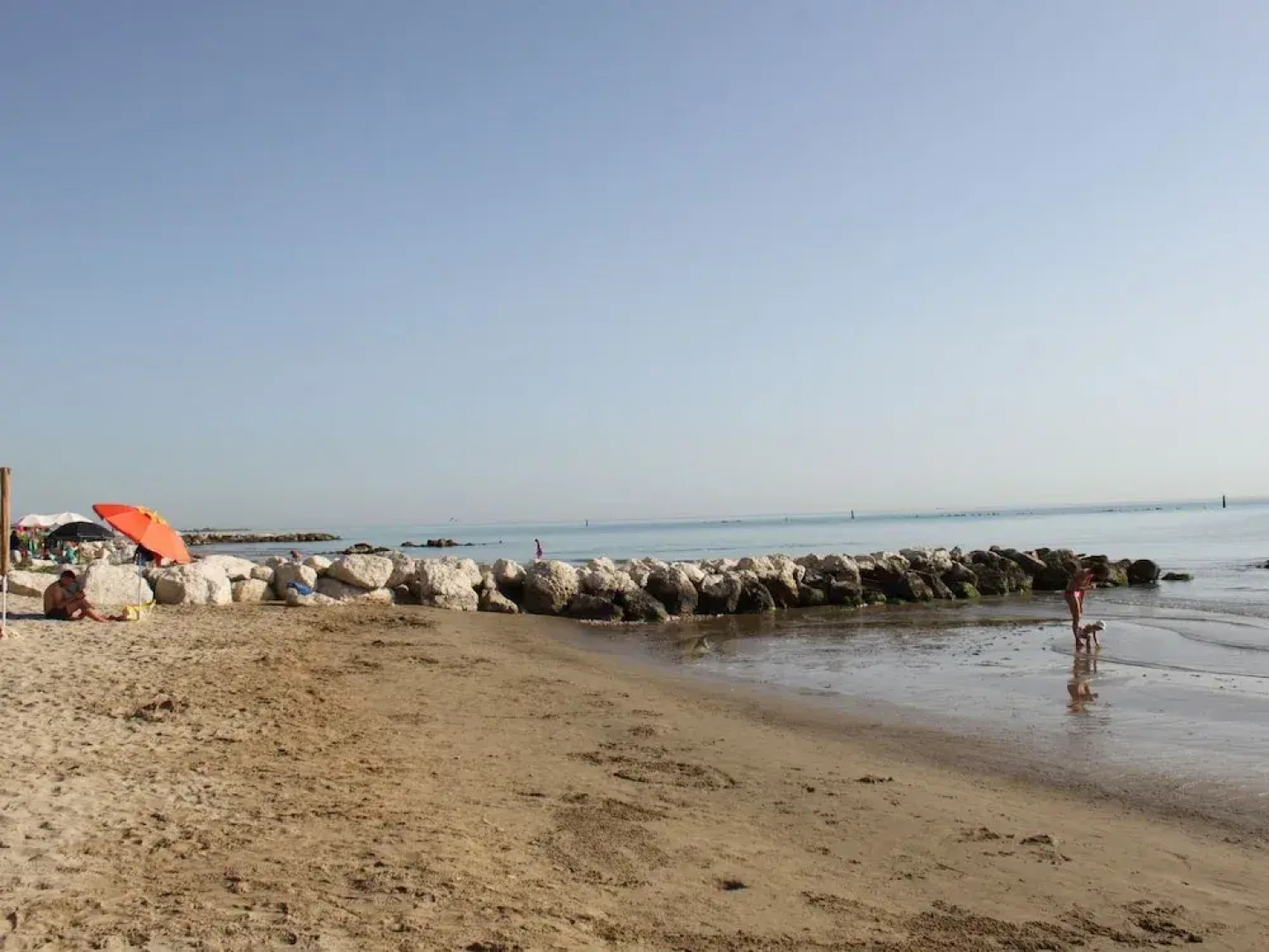 House in Residence With Swimming Pool, Near the Sea