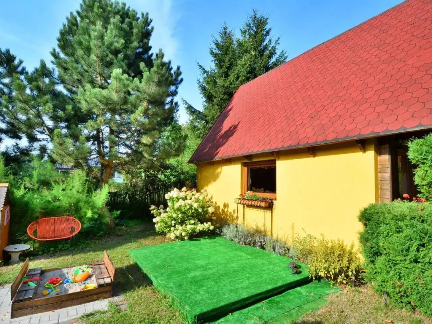 Comfortable Holiday Home Near Lake Jamno