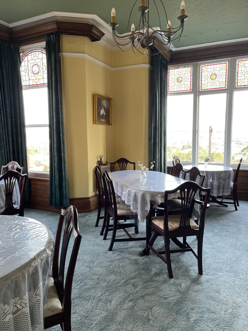 Chimneys Guest House