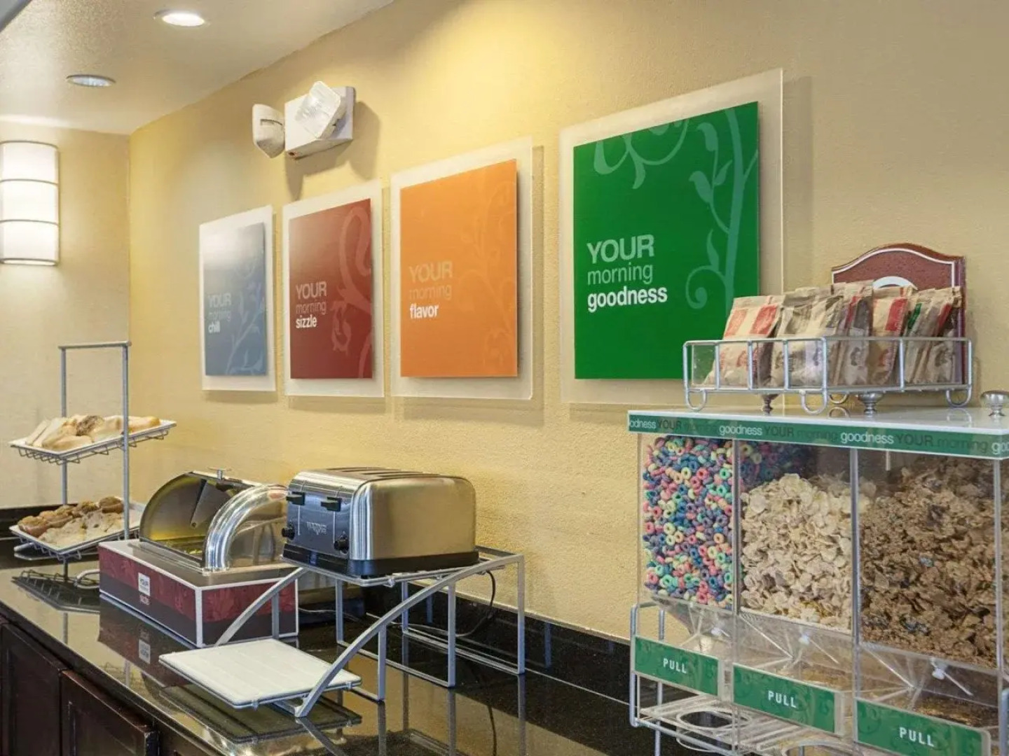 Comfort Suites Medical Center near Six Flags