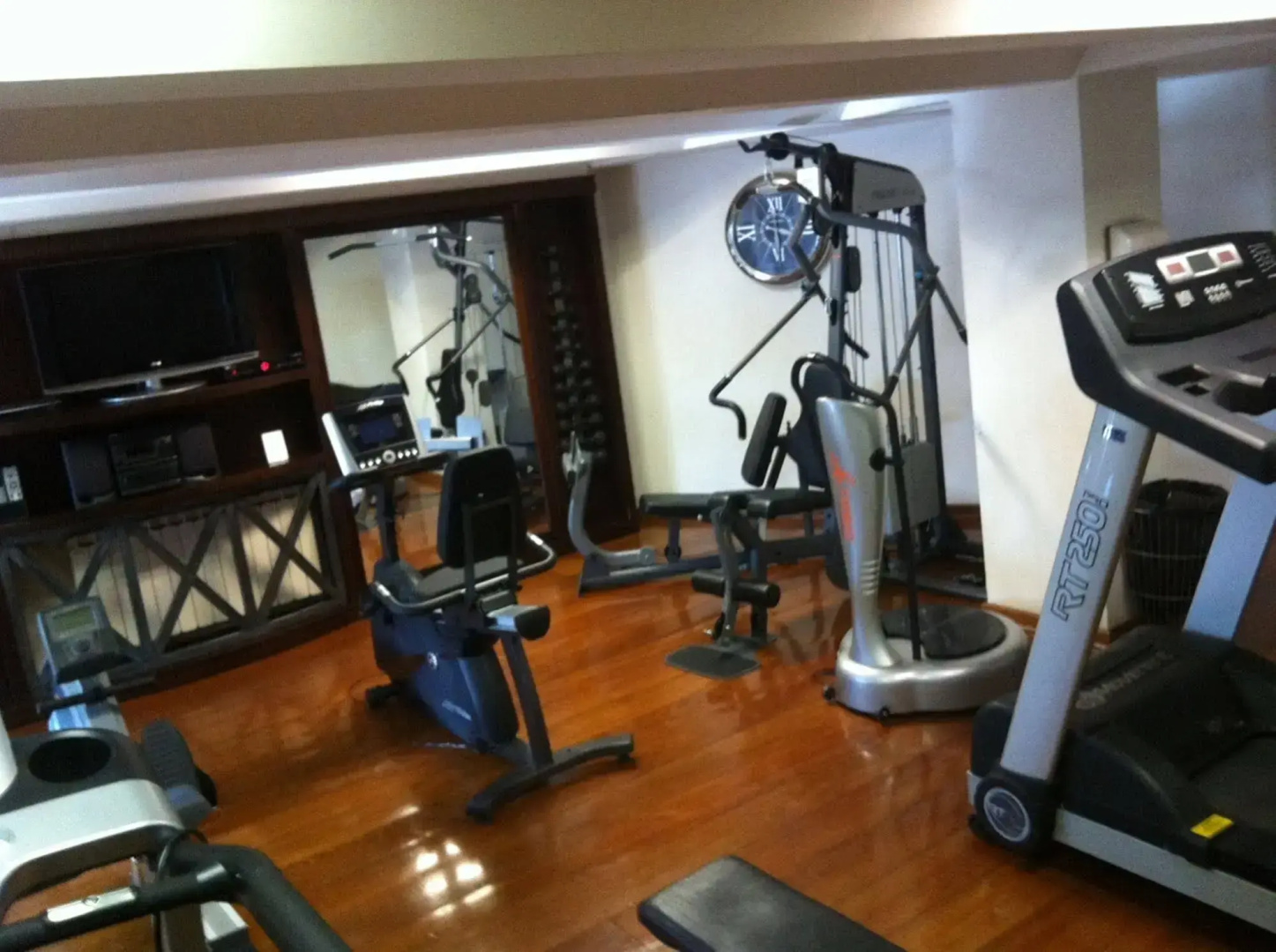 Le Suisse Elegance Hotel