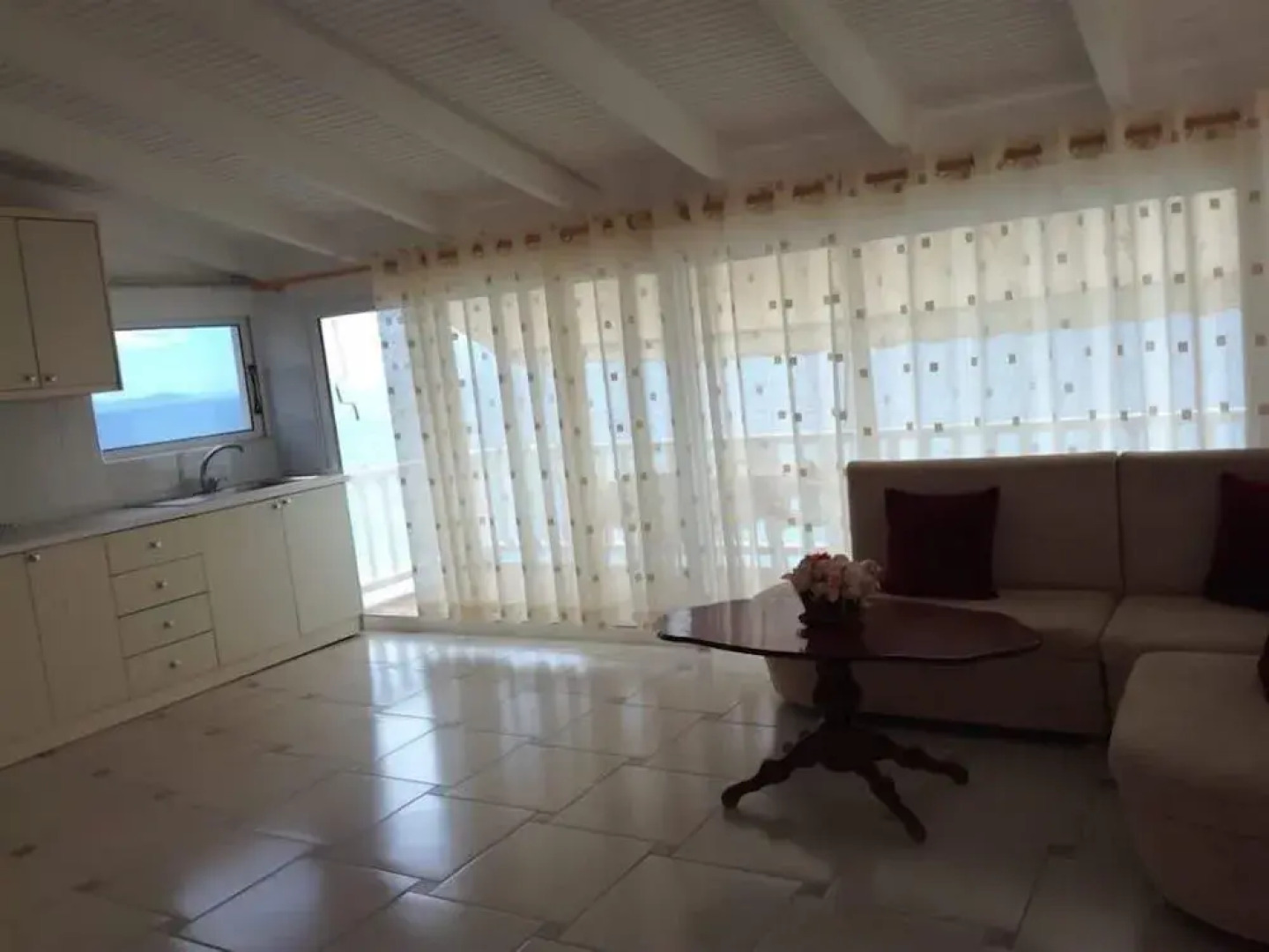 Qeparo Napolon Complex