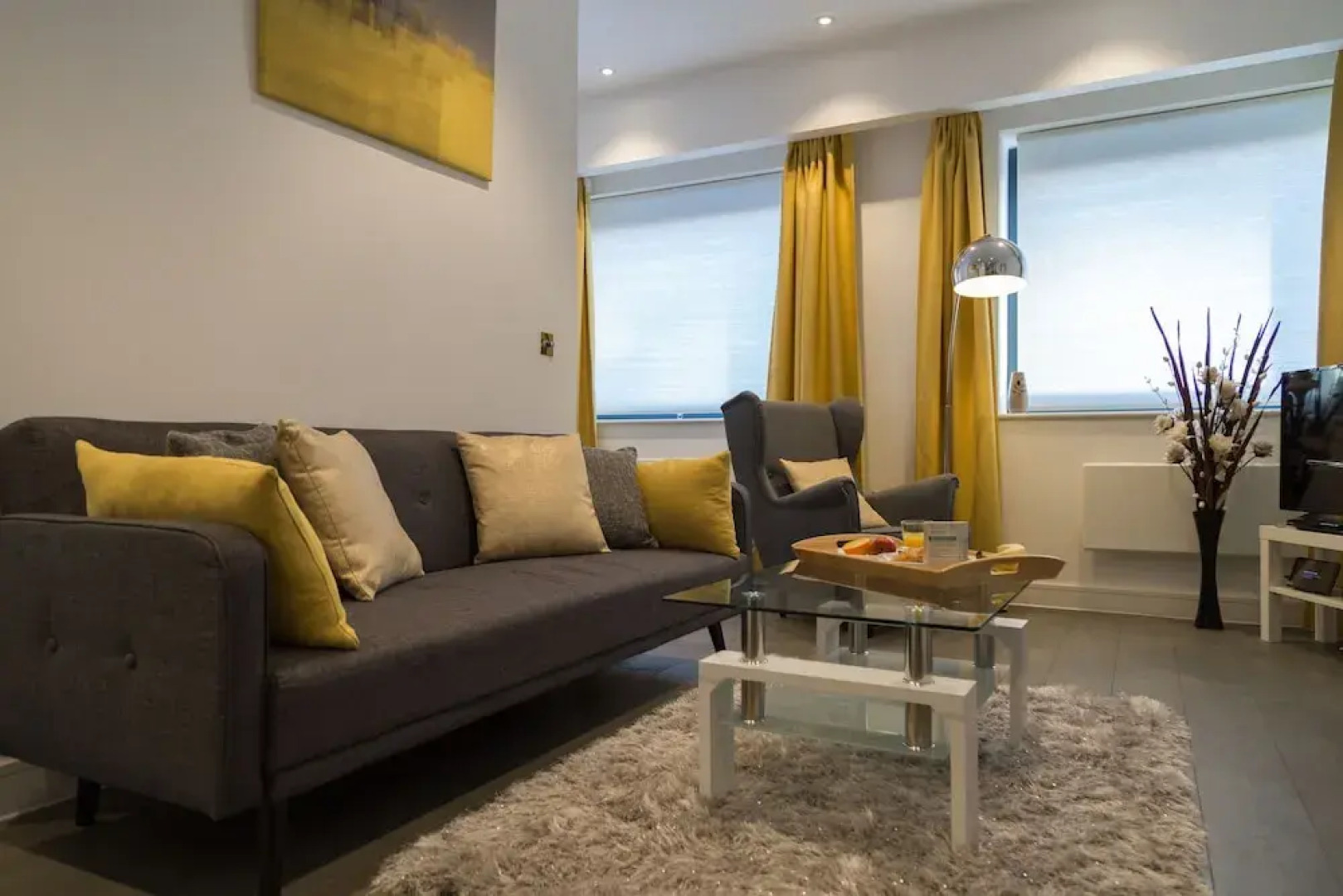 Brickfield Court Serviced Apartment by Ferndale